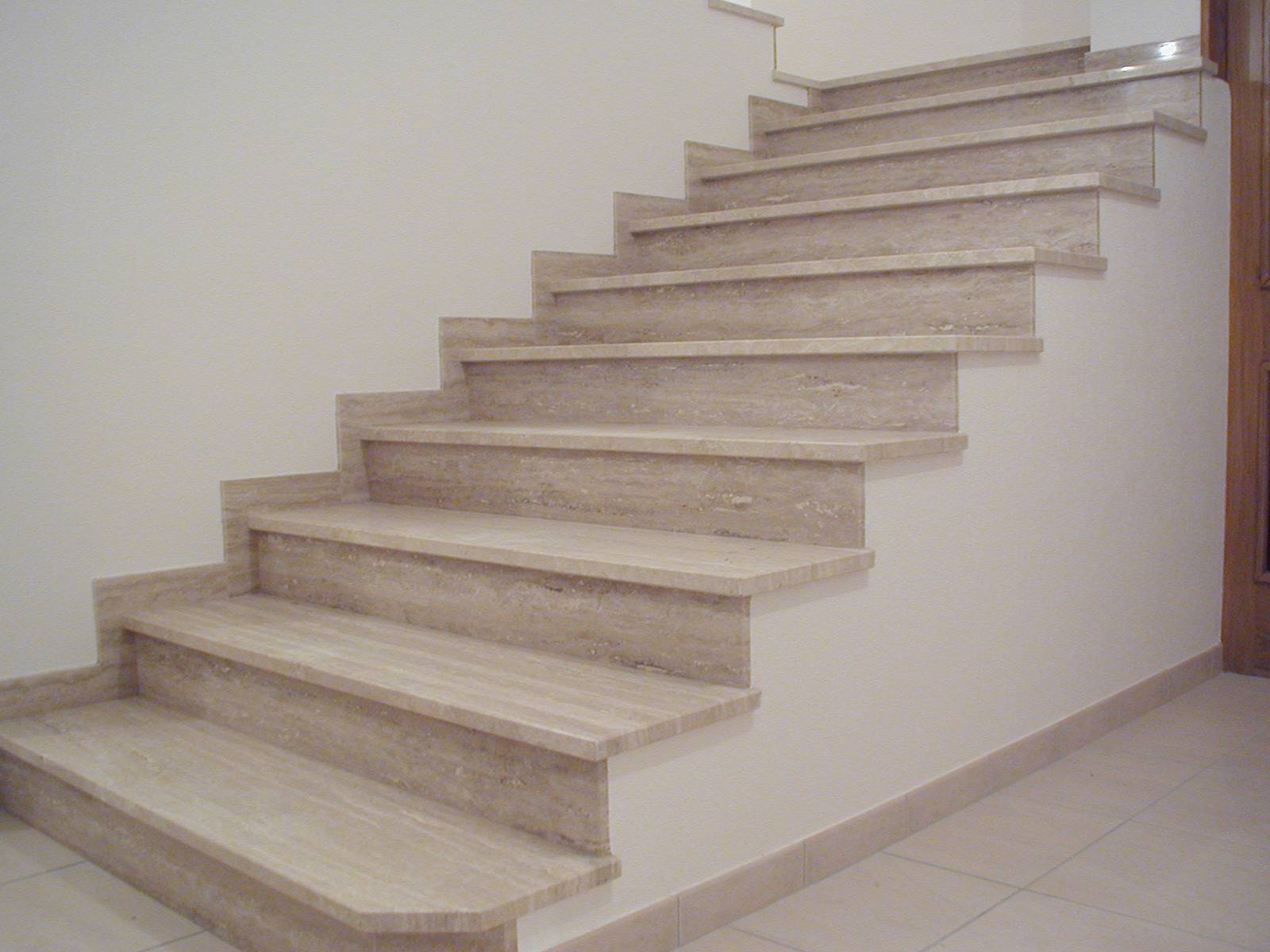 escalier interieur marbre